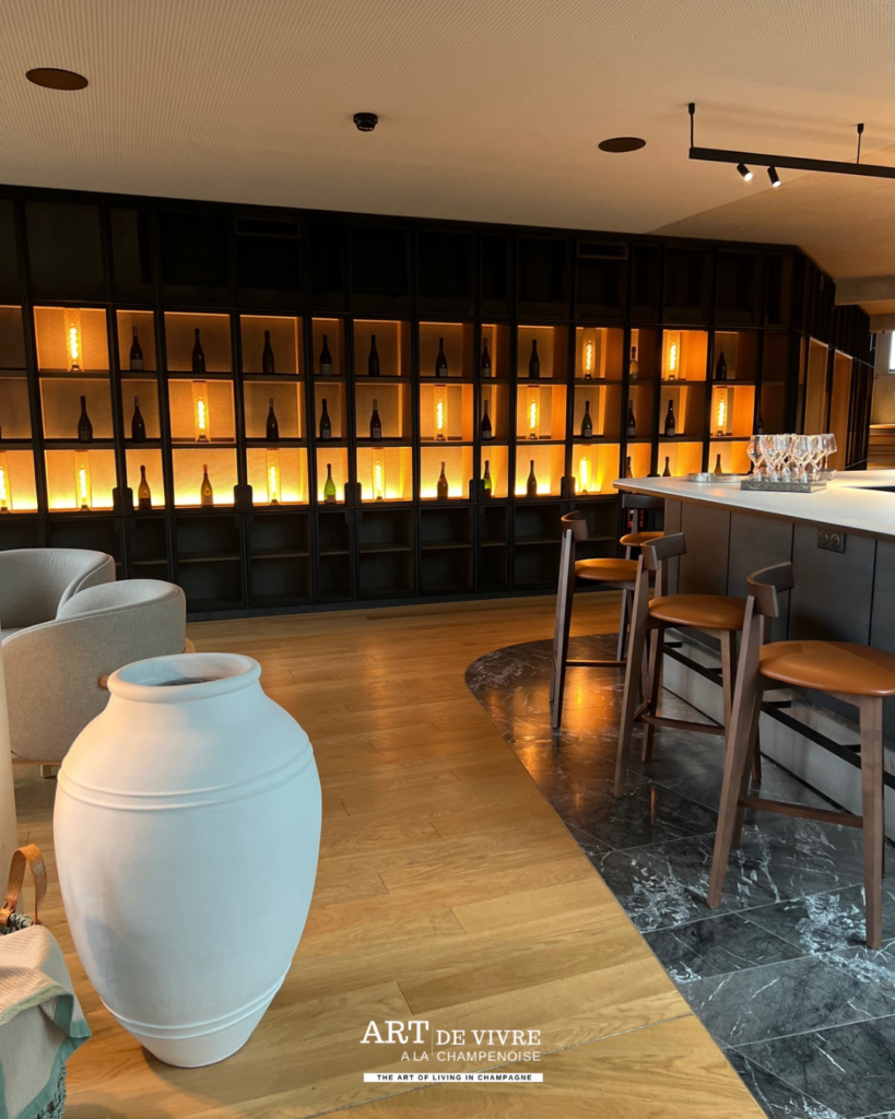 mise en avant bouteilles bar Hôtel Loisium Mutigny Champagne