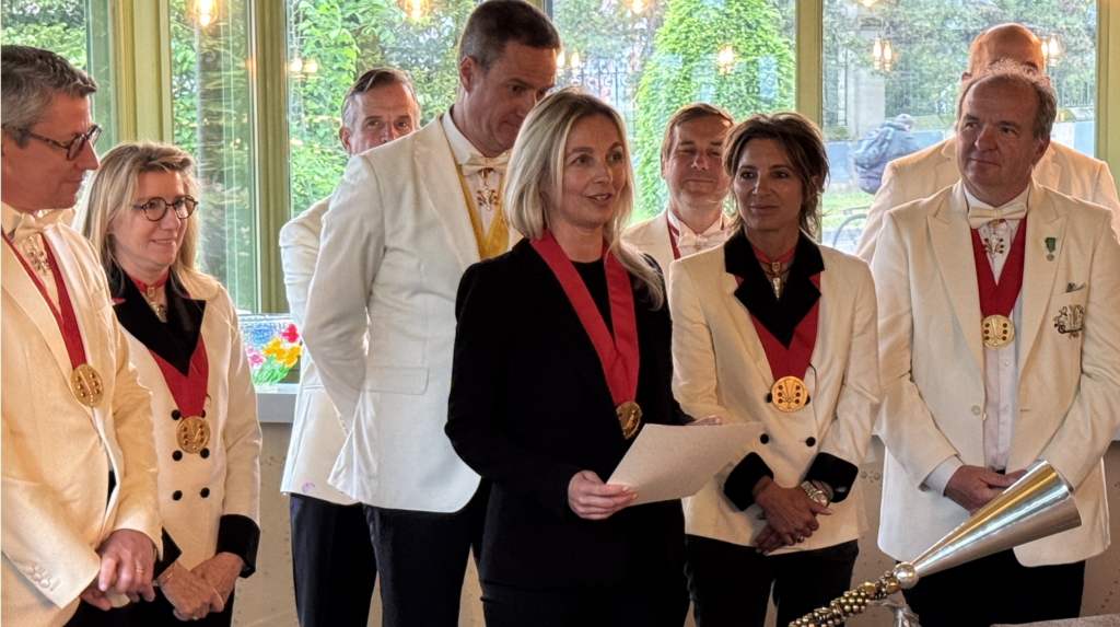 Maïlys Vranken lors de son entrée au Conseil de l’Ordre des Coteaux de Champagne à la Villa Demoiselle à Reims